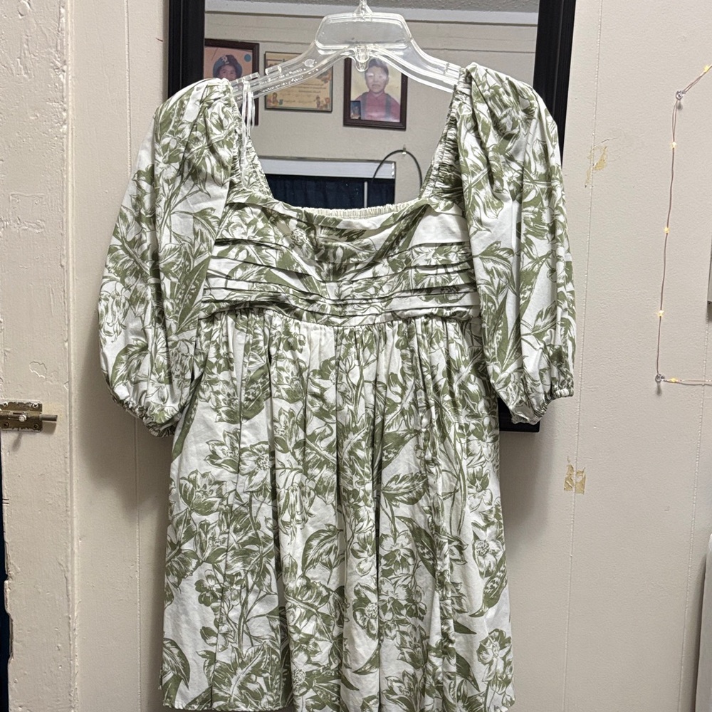 Abercrombie & Fitch Leafy Green Mini Dress